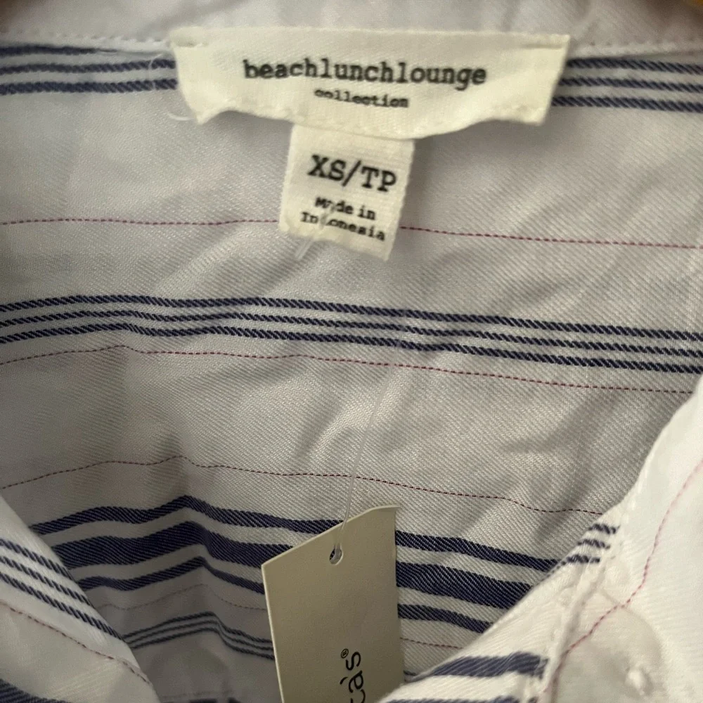 Francesca’s beachlunchlounge collection top - Picture 5 of 6